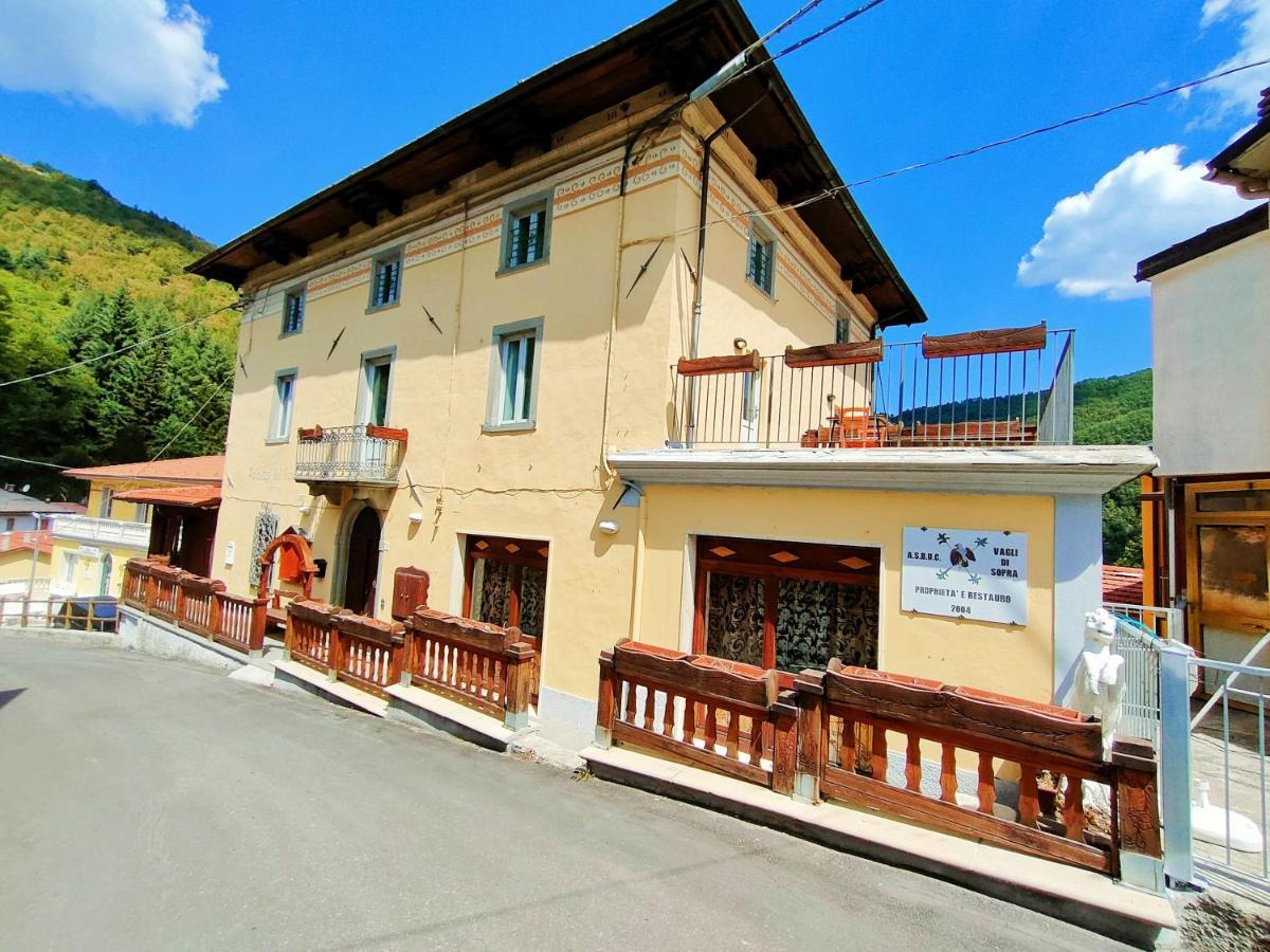 Hotel Palazzo Del Doma - Lake Vagli Vagli di Sotto Exterior photo